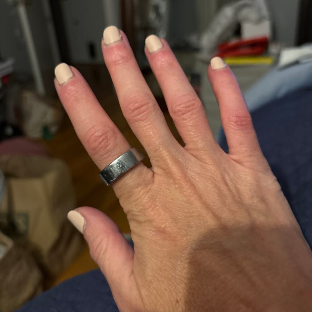 Oura Ring 4 - Size 9 Silver
